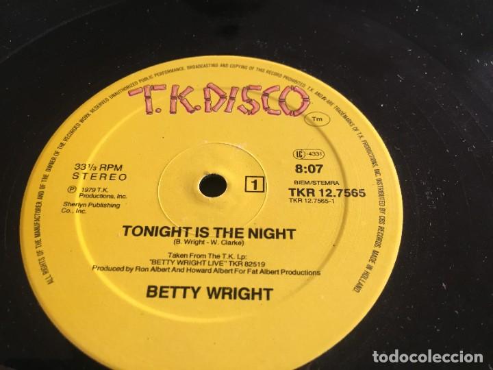 Discos de vinilo: Betty Wright &lrm;&ndash; Tonight Is The Night - 12&rdquo; holanda - Foto 1