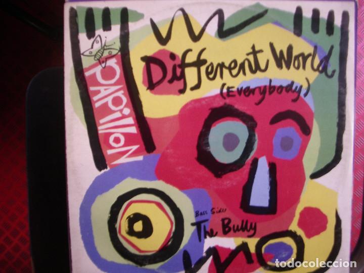 Discos de vinilo: PAPILLON- DIFFERENT WORLD. MAXISINGLE. - Foto 1