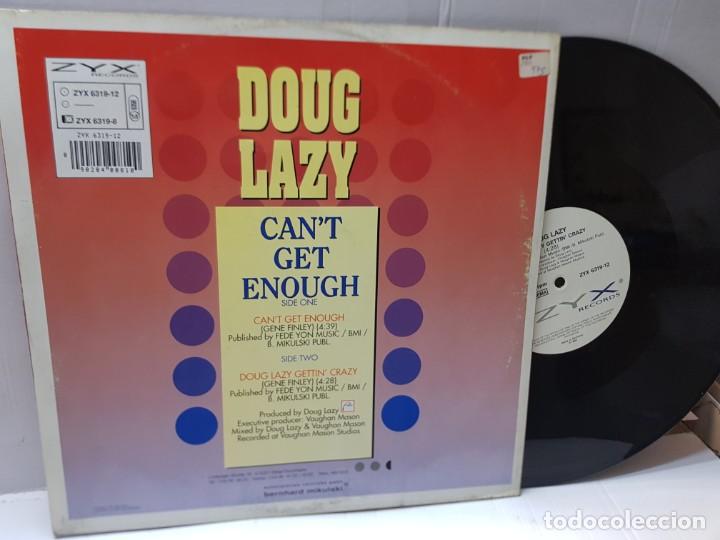 Discos de vinilo: MAXI SINGLE-DOUG LAZY-CANT GET ENOUGH- en funda original 1990 - Foto 2