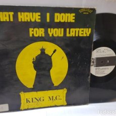 Discos de vinilo: MAXI SINGLE-KING M.C.-WHAT HAVE I DONE FOR YOU LATELY- EN FUNDA ORIGINAL 1987. Lote 243048580