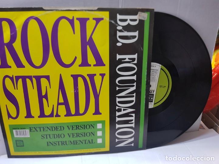 Discos de vinilo: MAXI SINGLE-B.D.FOUNDATION -ROCK STEADY- en funda original - Foto 2