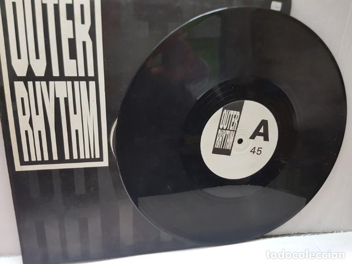 Discos de vinilo: MAXI SINGLE-DJUM DJUM-OUTER RHYTHM- en funda original - Foto 3