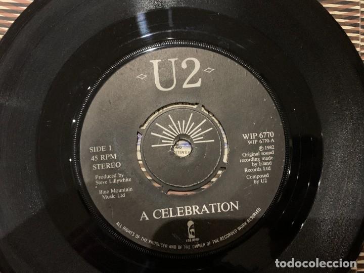 Discos de vinilo: U2 &lrm;&ndash; A Celebration. SINGLE VINILO. UK. 1982 - Foto 3