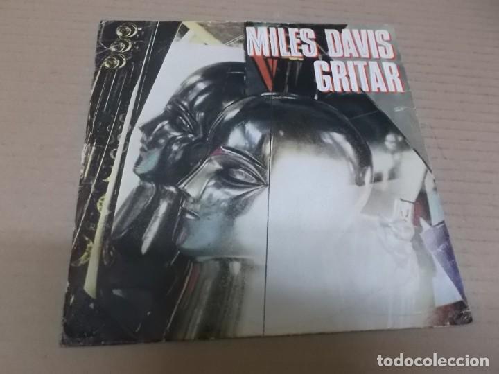 Discos de vinilo: MILES DAVIS (SN) SHOUT A&Ntilde;O 1981 - PROMOCIONAL - Foto 1