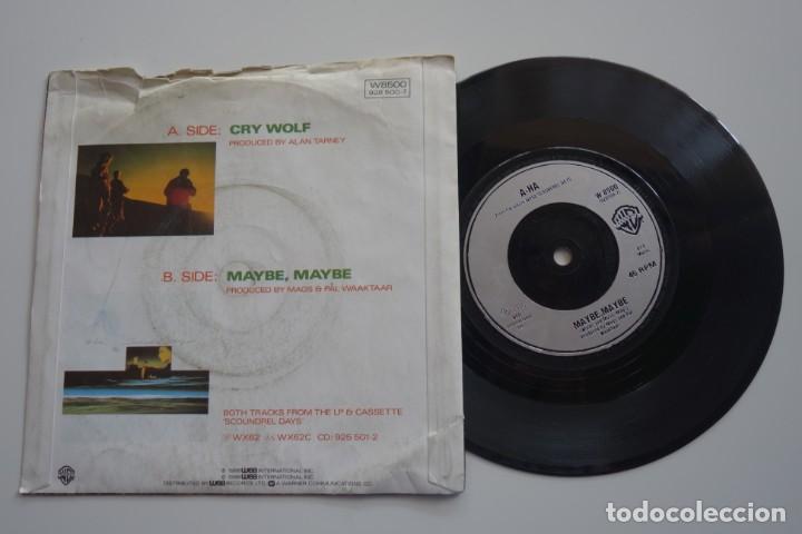 Discos de vinilo: A-HA: Cry Wolf. Single vinilo 7&rdquo; original UK - Foto 2