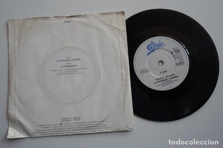 Discos de vinilo: GEORGE MICHAEL: A Different Corner. Single vinilo 7&rdquo; Original UK. - Foto 2