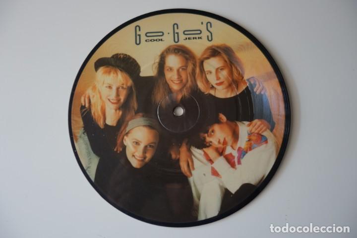 Discos de vinilo: GO-GO'S: Cool Jerk. Single 7&rdquo; Original UK. Ed. Limitada PICTURE DISC