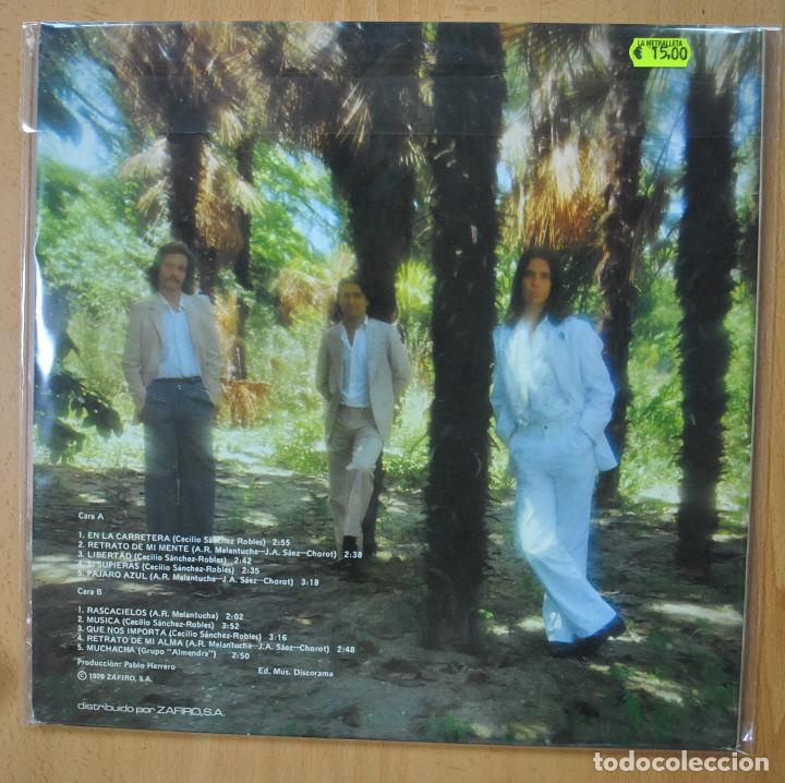Discos de vinilo: CARAVACA - EN LA CARRETERA - GATEFOLD - LP - Foto 2