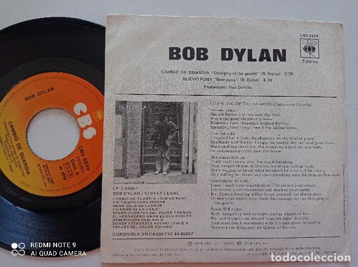 Discos de vinilo: BOB DYLAN - Cambio De Guardia - SINGLE CBS ESPA&Ntilde;A 1978 - Foto 2
