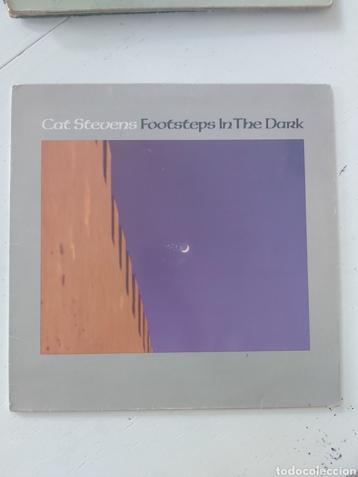 Discos de vinilo: CAT STEVENS. FOOTSTEPS IN THE DARK. VINILO LP. - Foto 1