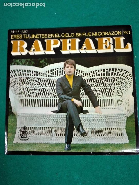 Discos de vinilo: RAPHAEL. ERES TU + 3. EP HISPAVOX 1960. - Foto 1