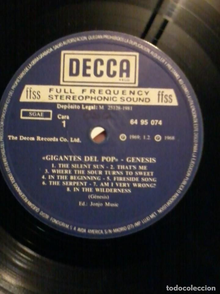 Discos de vinilo: Genesis LP Gigantes del Pop Esp.1981 - Foto 2