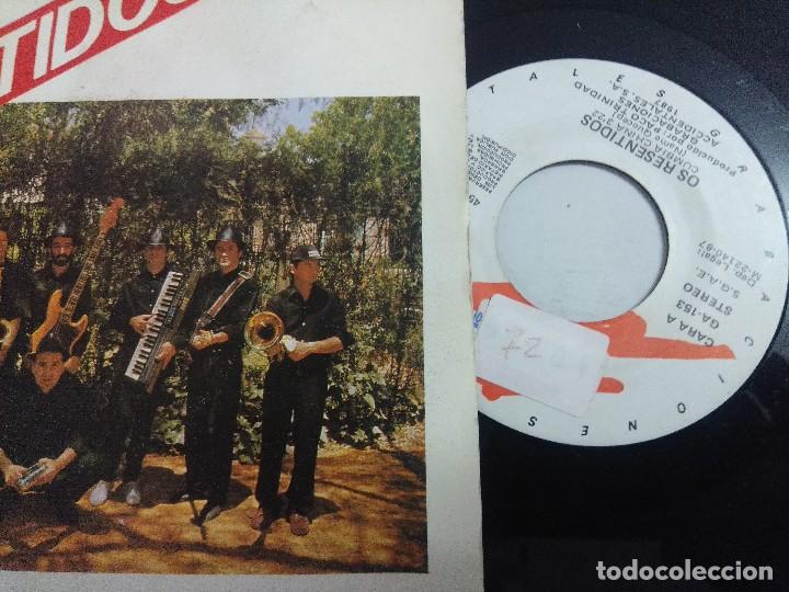Discos de vinilo: OS RESENTIDOS/CUMBIA CHINA/SINGLE. - Foto 2