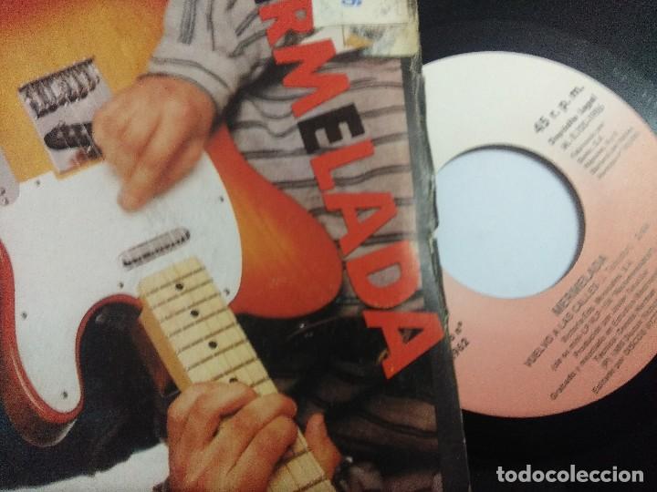 Discos de vinilo: MERMELADA/VUELVO A LAS CALLES/SINGLE. - Foto 2