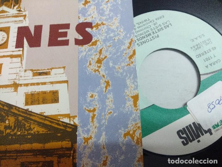 Discos de vinilo: PISTONES/LAS SIETE MENOS CUARTO/SINGLE. - Foto 2