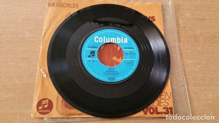 Discos de vinilo: Single THE SHADOWS APACHE WONDERFUL LAND COLUMBIA GERMANY - Foto 3