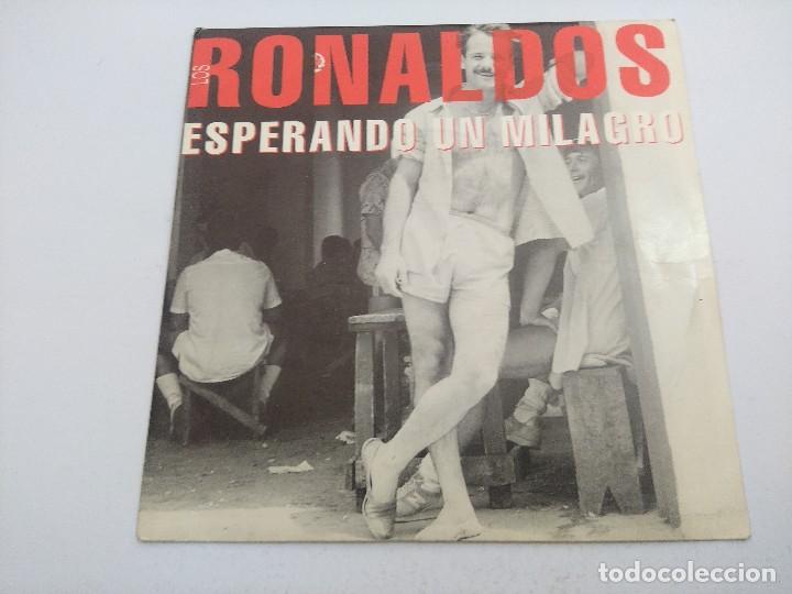 Discos de vinilo: LOS RONALDOS/ESPERANDO UN MILAGRO/SINGLE. - Foto 1