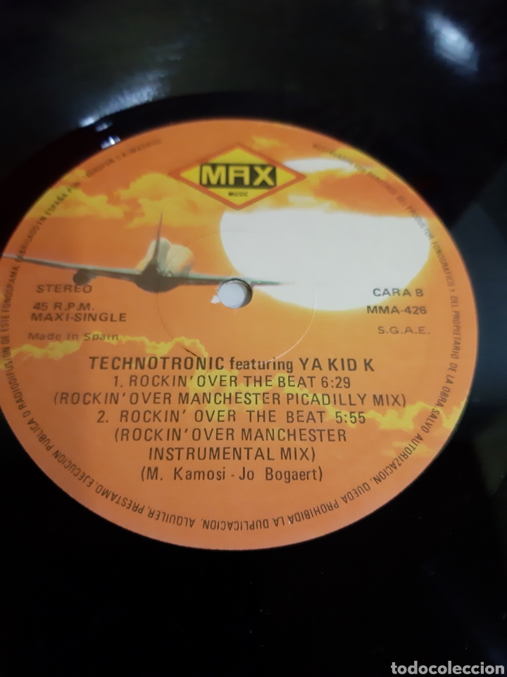 Discos de vinilo: *TECHNOTRONIC. FEATURING YA KID K. SPAIN MAXI 45 R.P.M. A3 - Foto 3