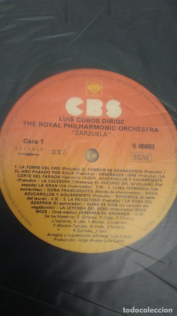Discos de vinilo: DISCO VINILO ZARZUELA LUIS COBOS DIRIGE THE ROYAL PHILARMONIC ORCHESTRA - Foto 3 - 253651555