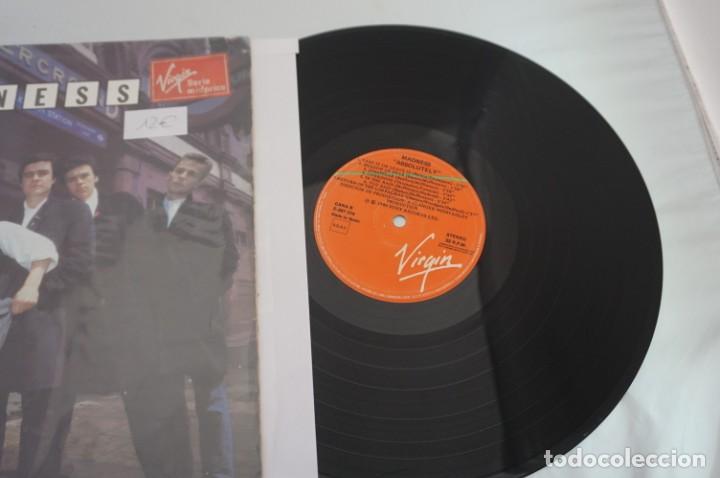 Discos de vinilo: VINILO 12&acute;&acute; - LP - MADNESS - ABSOLUTELY / VIRGIN - Foto 2