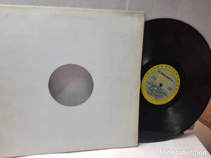 Discos de vinilo: MAXI SINGLE-FLYING BEAT-N&deg;1- en funda original - Foto 2