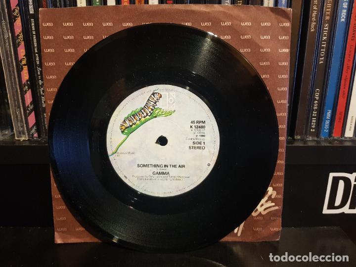 Discos de vinilo: GAMMA - SOMETHING IN THE AIR - Foto 1