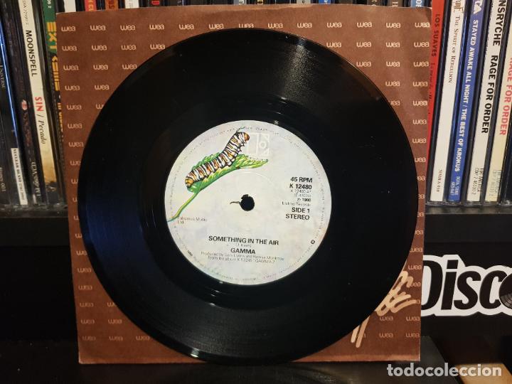 Discos de vinilo: GAMMA - SOMETHING IN THE AIR - Foto 1