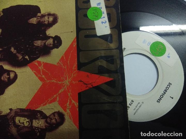 Discos de vinilo: SCORPIONS/WIND OF CHANGE/SINGLE. - Foto 2