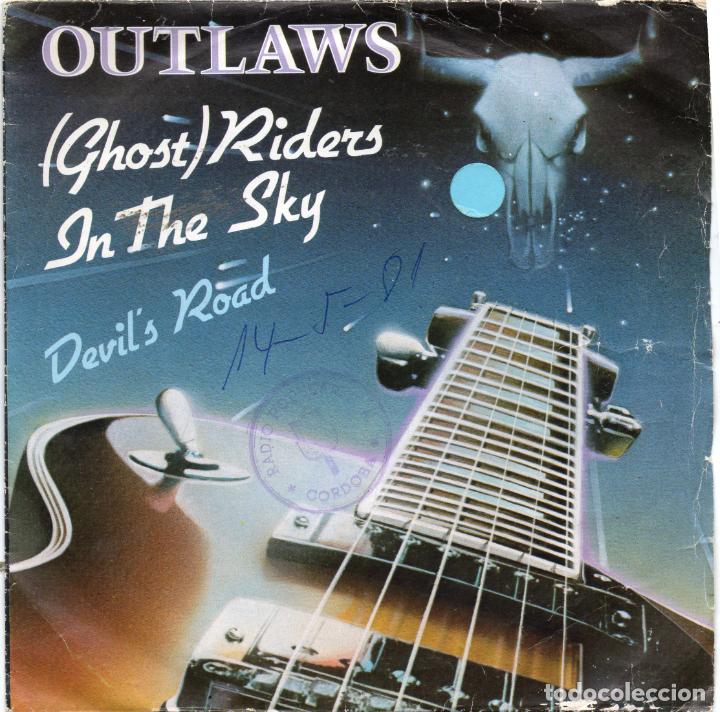 Discos de vinilo: OUTLAWS - (GHOST) RIDERS IN THE SKY - SINGLE - Foto 1