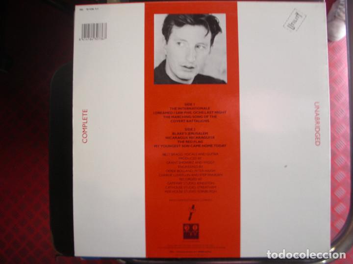 Discos de vinilo: BILLY BRAGG- THE INTERNATIONALE. LP. - Foto 2