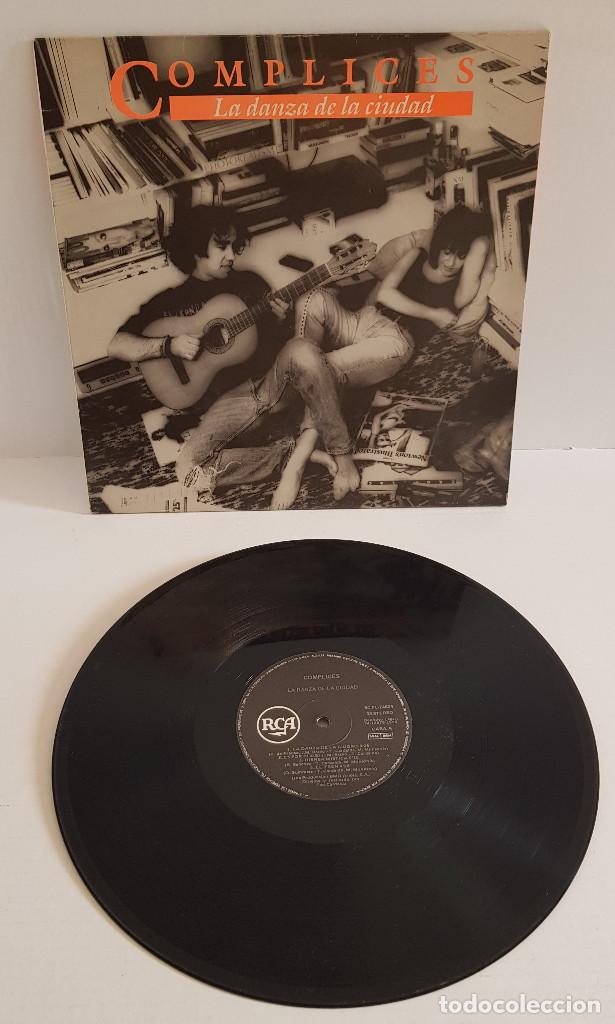 Discos de vinilo: COMPLICES / LA DANZA DE LA CIUDAD - Foto 1