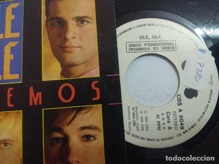 Discos de vinilo: OLE OLE/CAMINAREMOS/SINGLE PROMOCIONAL. - Foto 2