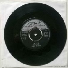 Discos de vinilo: SANDY NELSON. LIVE IT UP/ ...AND THEN THERE WERE DRUMS. LONDON, UK 1962 SINGLE. Lote 258809560