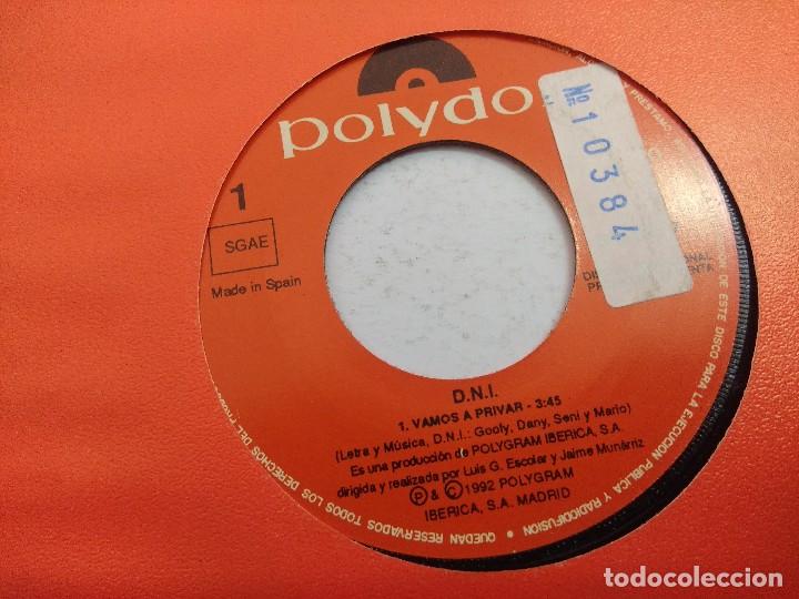 Discos de vinilo: DNI/VAMOS A PRIVAR/SINGLE PROMOCIONAL. - Foto 2