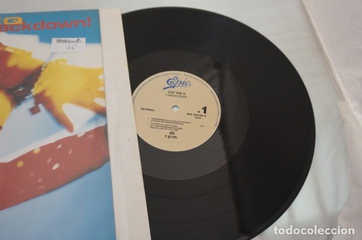 Discos de vinilo: # VINILO 12&acute;&acute; - MAXI-SINGLE - CUT THE Q - CRACKDOWN / EPIC - Foto 2