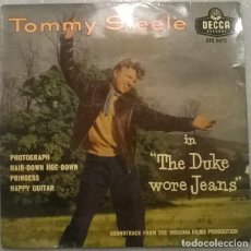 Discos de vinilo: TOMMY STEELE IN THE DUKE WORE JEANS (BSO) PHOTOGRAPH + 3. DECCA, UK 1958 EP