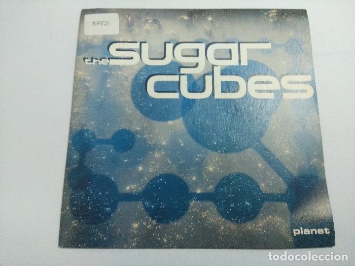 Discos de vinilo: THE SUGARCUBES/PLANET/SINGLE. - Foto 2
