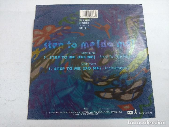 Discos de vinilo: MANTRONIX/STEP TO ME/SINGLE. - Foto 3