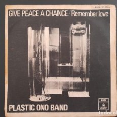 Discos de vinilo: SINGLE PLASTIC ONO BAND ( JOHN LENNON ) GIVE PEACE A CHANCE EMI BEATLES ESPAÑA. Lote 262206975