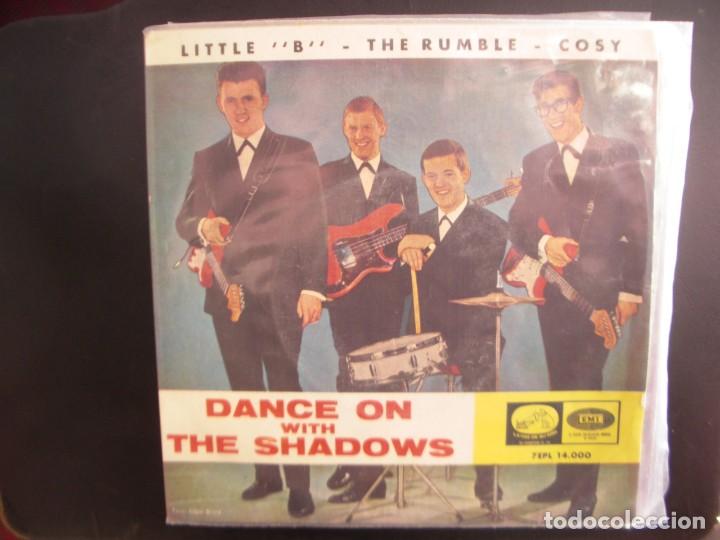 Discos de vinilo: THE SHADOWS- DANCE ON WITH. EP. - Foto 1