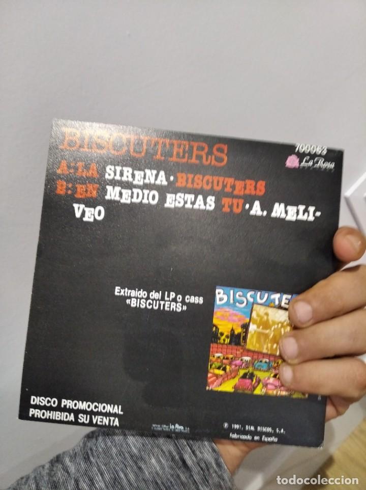 Discos de vinilo: SINGLE BISCUTERS LA SIRENA VG++ - Foto 2
