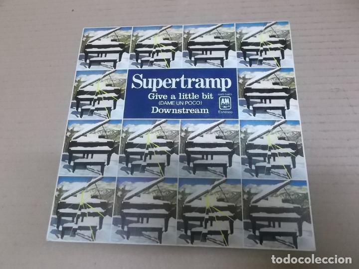 Discos de vinilo: SUPERTRAMP (SINGLE) GIVE A LITTLE BIT A&Ntilde;O 1977 - Foto 1