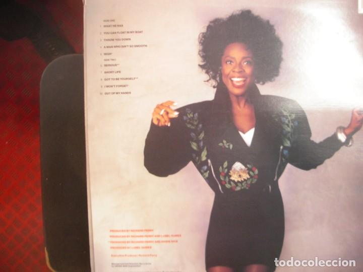 Discos de vinilo: THELMA HOUSTON- THROW YOU DOWN. LP. - Foto 2
