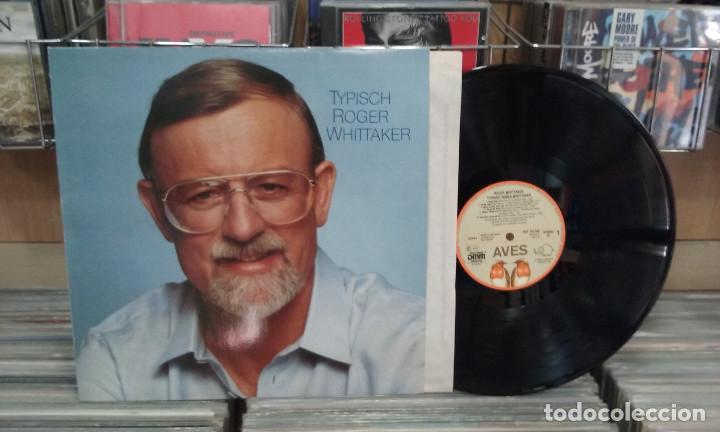 Discos de vinilo: Roger Whittaker. Typisch. AVES &lrm;1982, ref. INT 161.548 - LP - Foto 1