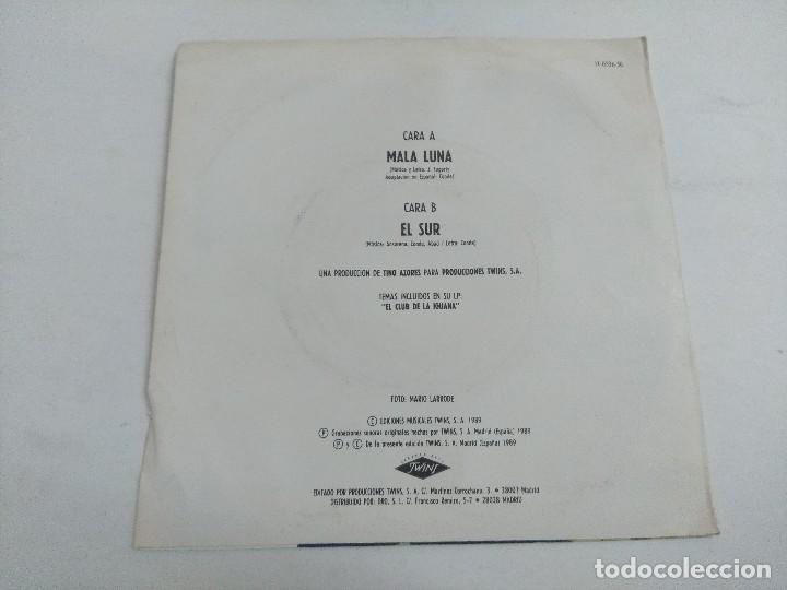 Discos de vinilo: MOSQUITOS/MALA LUNA/SINGLE. - Foto 3