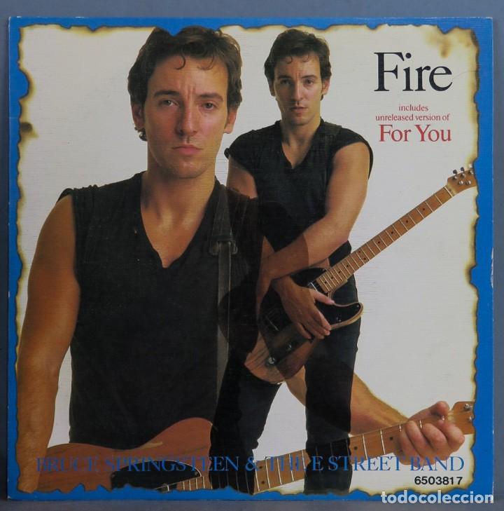 Discos de vinilo: SINGLE. BRUCE SPRINGSTEEN. FIRE. FOR YOU - Foto 1
