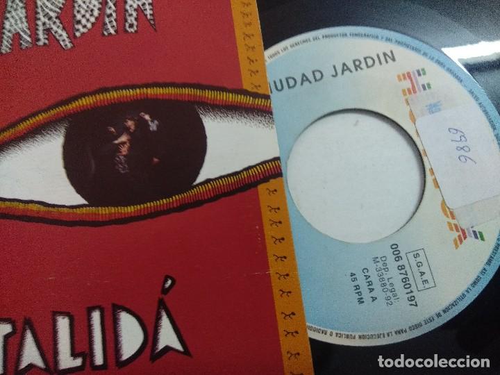 Discos de vinilo: CIUDAD JARDIN/FATALIDA/SINGLE. - Foto 2