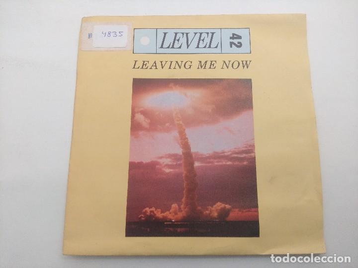 Discos de vinilo: LEVEL 42/LEAVING ME NOW/SINGLE. - Foto 1