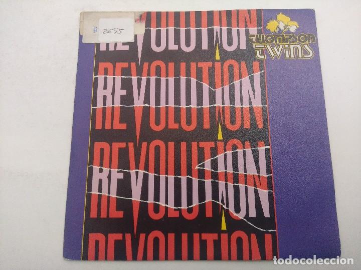 Discos de vinilo: THOMPSON TWINS/REVOLUTION/SINGLE PROMOCIONAL. - Foto 1