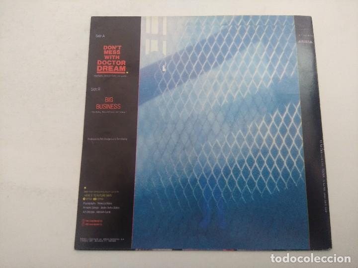 Discos de vinilo: THOMPSON TWINS/DONT MESS WITH DOCTOR DREAM/SINGLE. - Foto 3